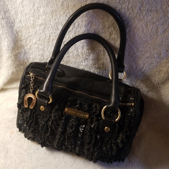 Betsey Johnson black ruffled handbag - Picture 4 of 7
